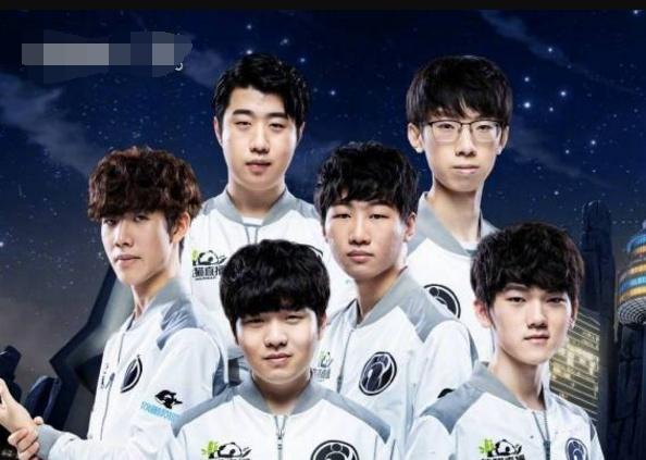 官方：哔哩哔哩将直播整个2025 LPL 赛事！