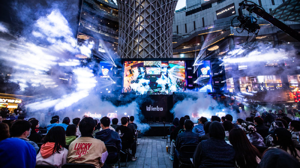 JDG分享knight近照：只想靠两手，向理想挥手