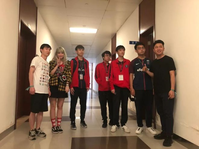 Jwei ：前期对线方面并不顺利 是我打的太烂了